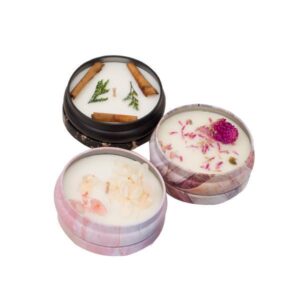 Citta Strong Scented Aromatherapy Candles (Pineapple Chrysanthemum) showcasing its refreshing scent.